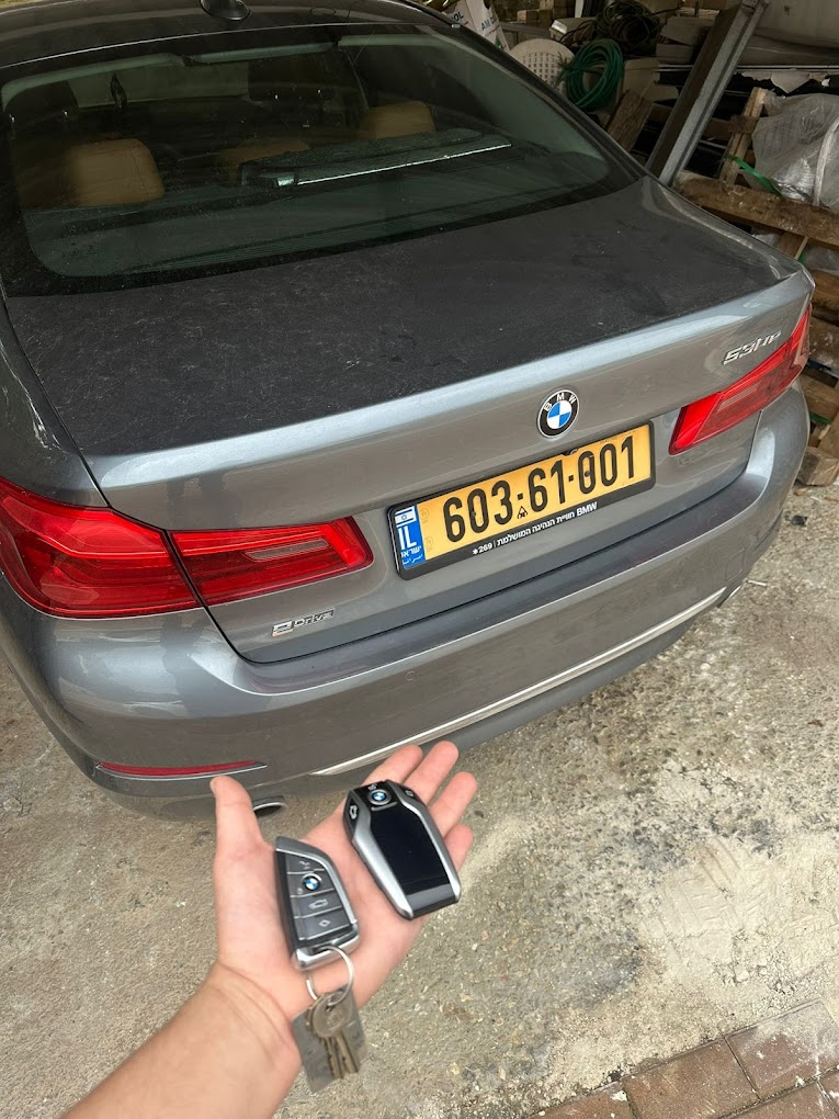 שכפול וקידוד מפתחות חכמים לרכב BMW סדרה 5